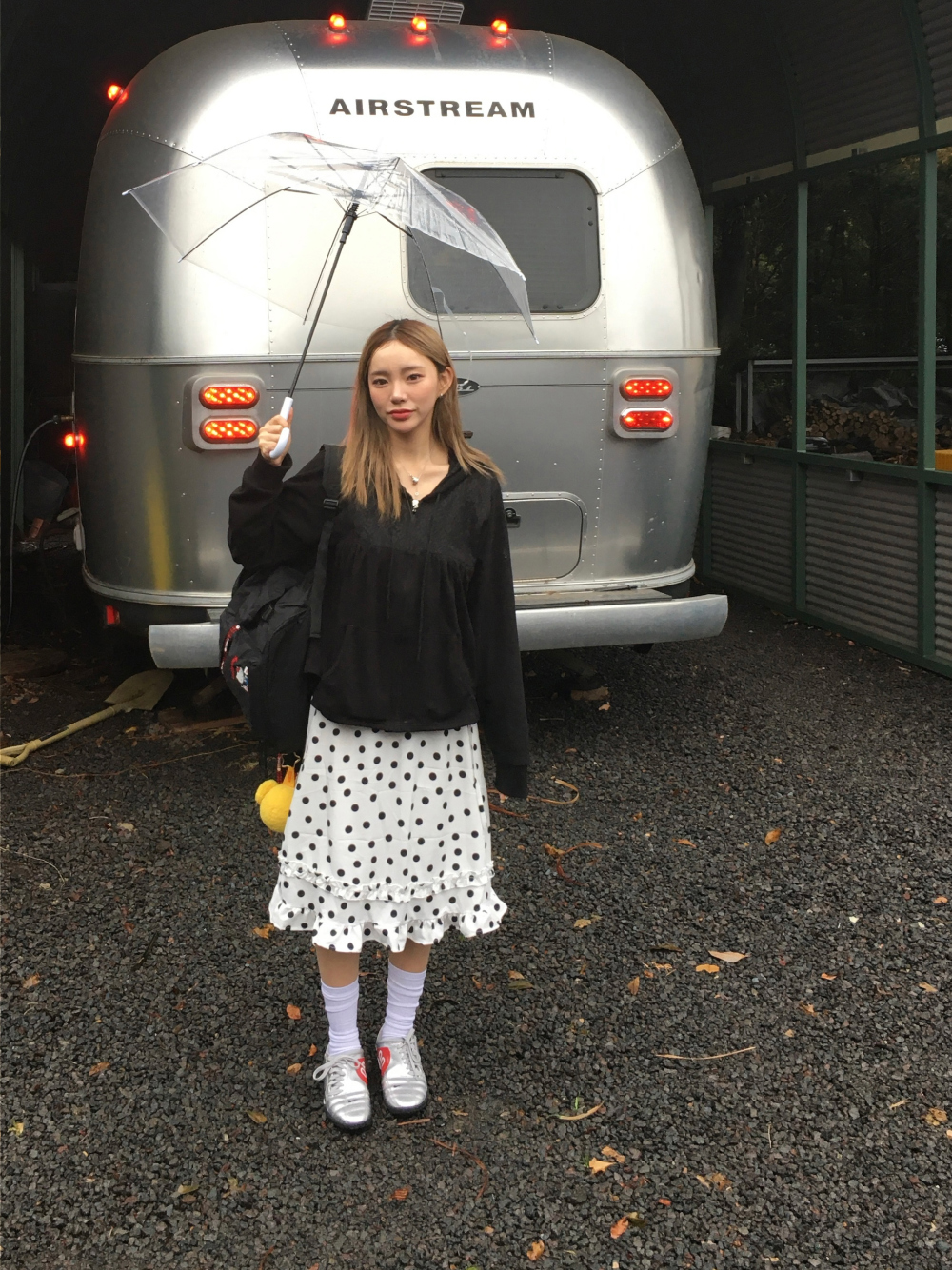 미니 스커트 모델 착용 이미지-S2L19