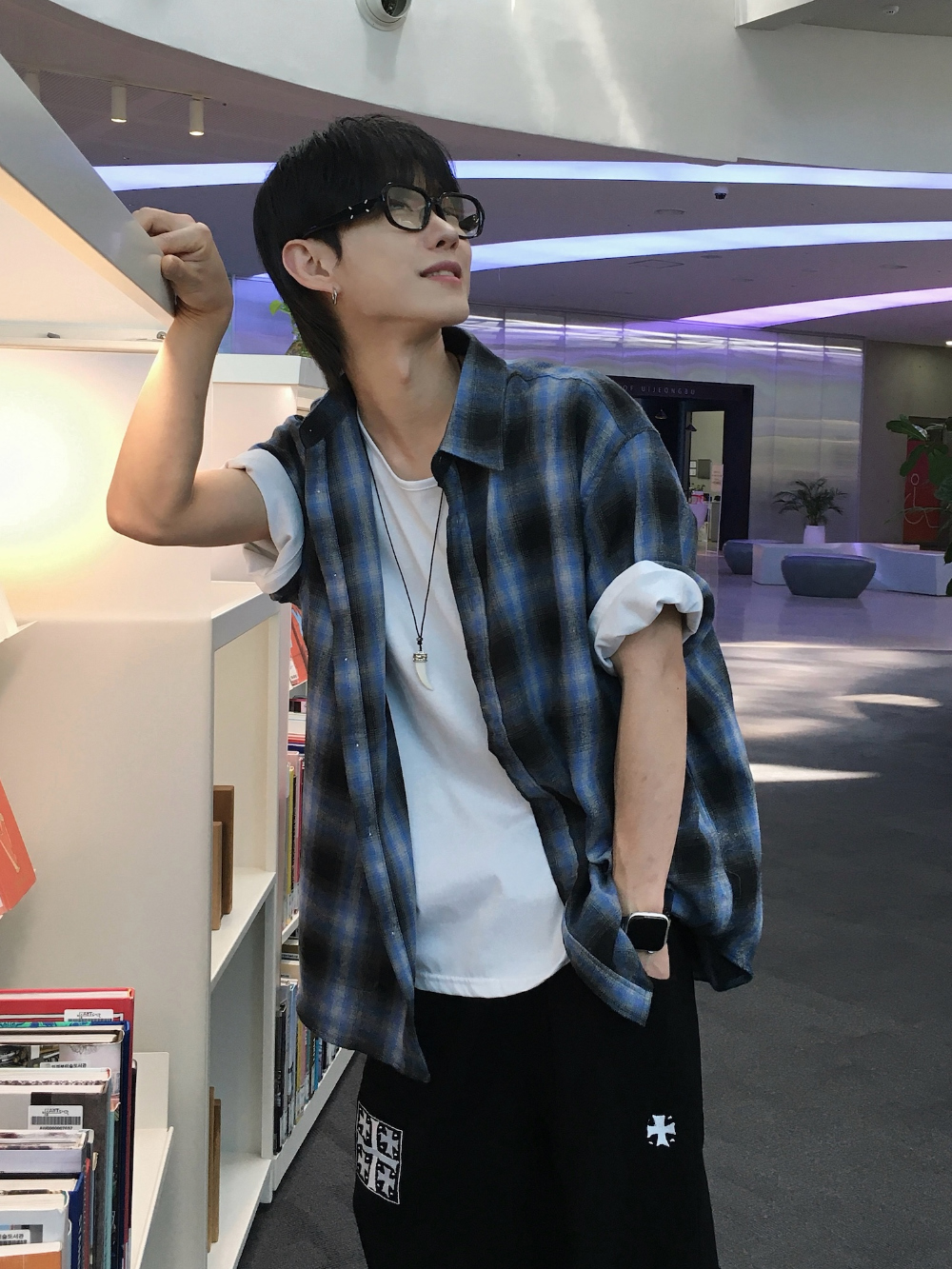 바지 모델 착용 이미지-S2L5