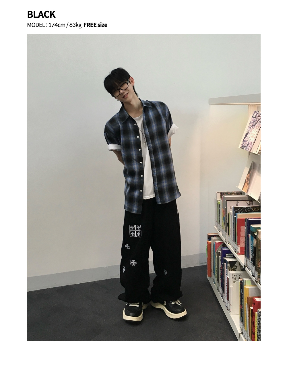 바지 모델 착용 이미지-S1L7