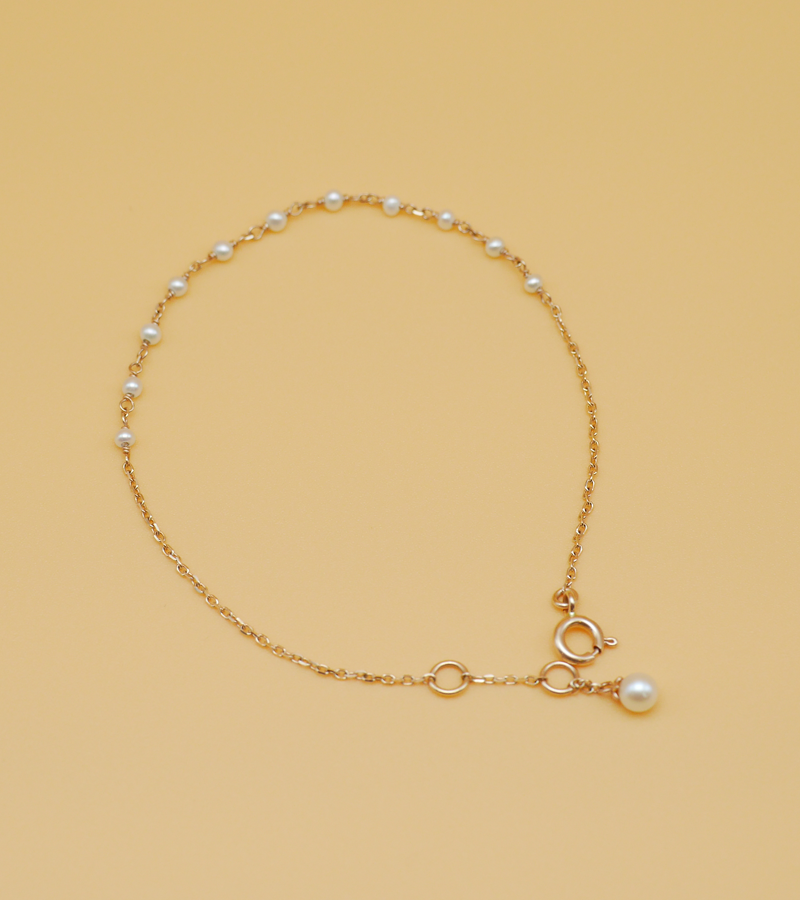 White Pearl Bracelet