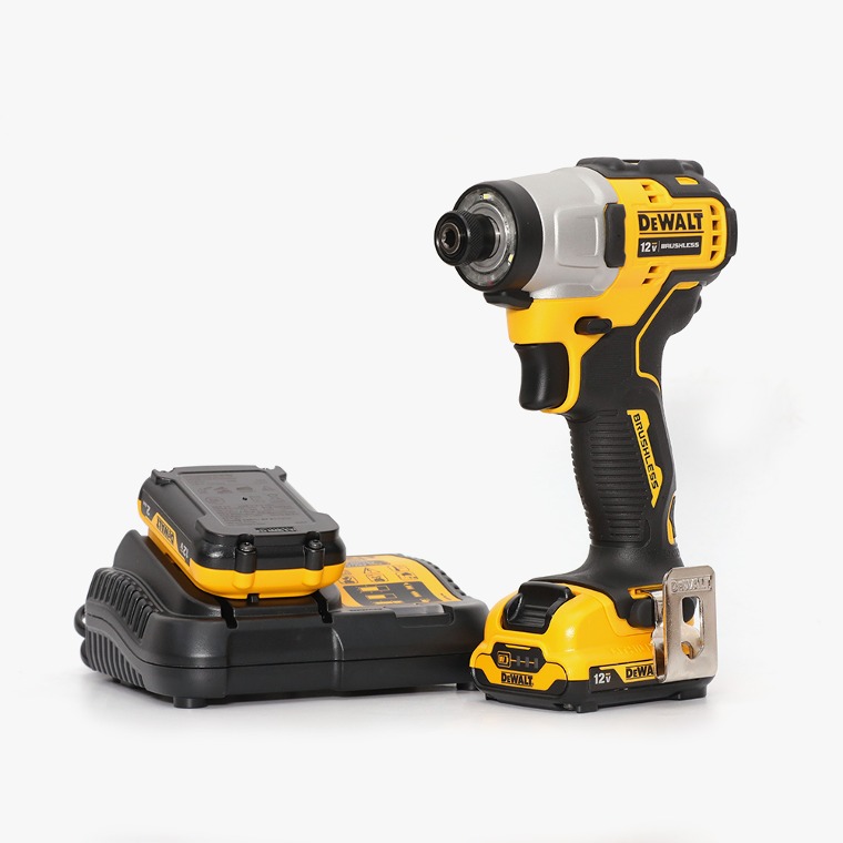 [DEWALT] 디월트 12V MAX 2.0Ah BL 컴팩트 임팩 드라이버 DCF801D2 / 브러쉬리스모터 3단계속도조절 그립감