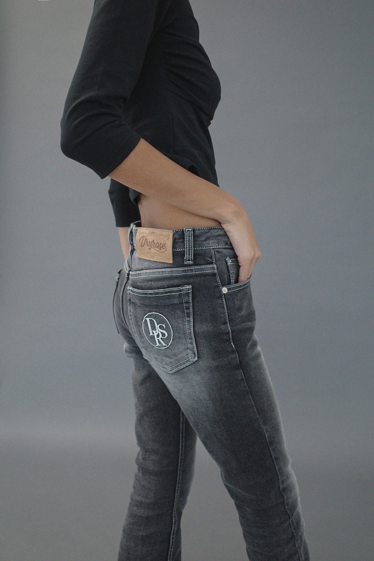 LOGO BOOTCUT PT (BLACK DENIM)