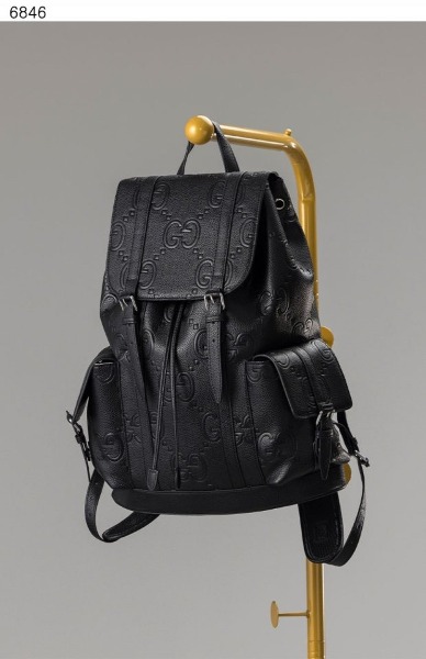 [구찌] GG-debossed leather backpack 레더 백팩