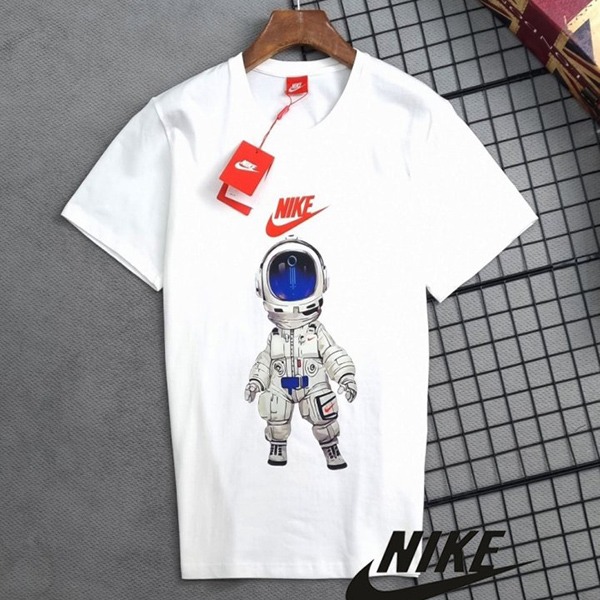 [나이키] 미래전사 우주인 반팔 티셔츠