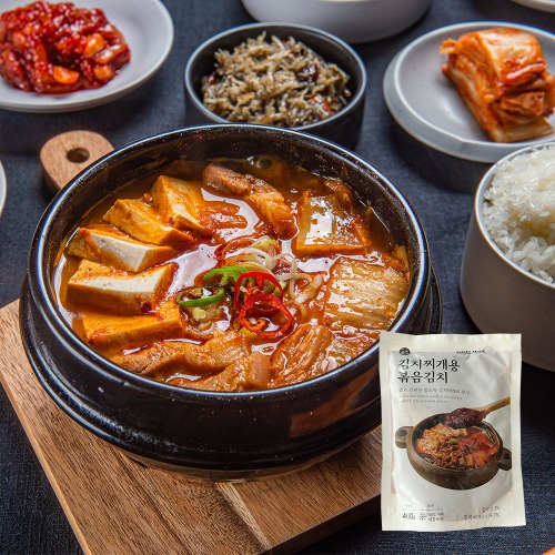 [이제이푸드스토리] 볶음 김치 400g 김치찌개 전용