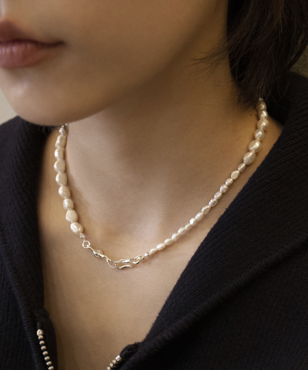 Evening Pearl Necklace