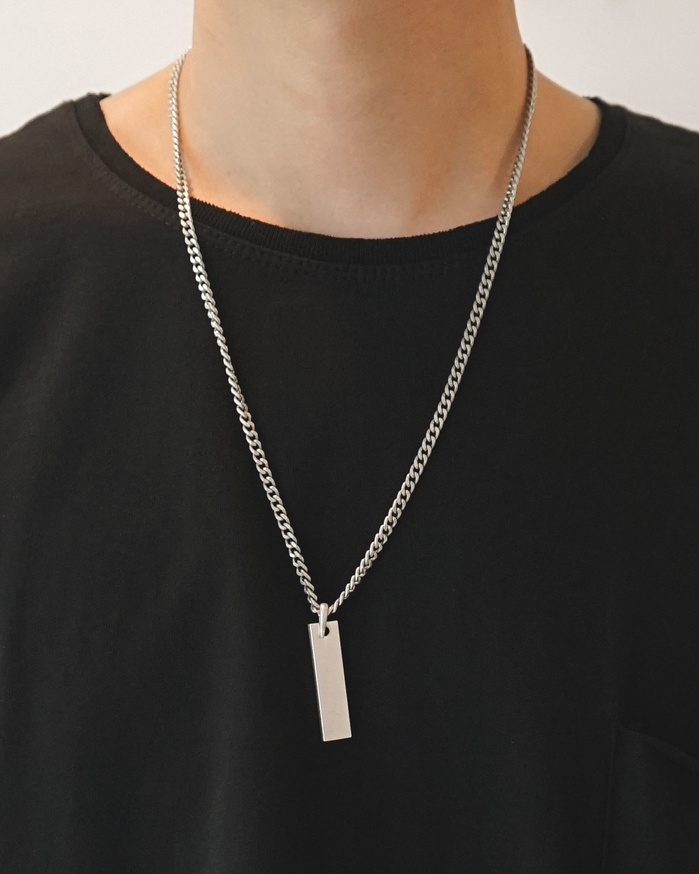 SILVER BAR NECKLACE