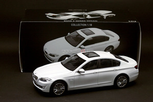 1:18 BMW 550i, 2010 Silver High Quality