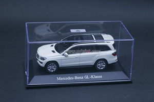 1:43 Mercedes-Benz GL-Klasse