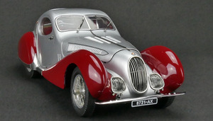 M-165 - Talbot-Lago Coupe Typ 150 C-SS Figoni &amp; Falaschi Teardrop, 1937-39 silver/red