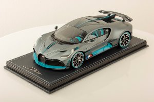 MR Bugatti Divo 1:18