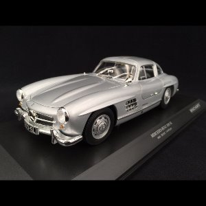 1:18 MERCEDES-BENZ 300 SL (W198) - 1955 - SILVER