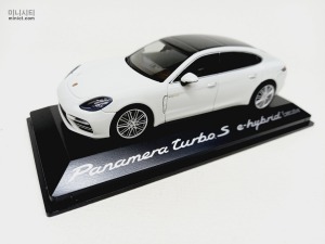 1:43 Porsche Panamera Turbo S E-Hybrid Executive G2 다이캐스트 포르쉐 모형 딜러버젼