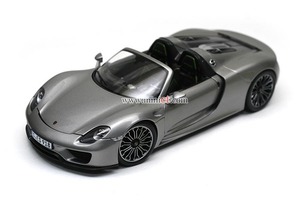 Minichamps Porsche 918 Spyder D.V