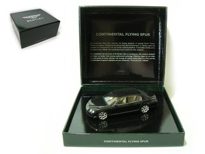 1:43 BENTLEY Continental Flying Spur Diamond Black