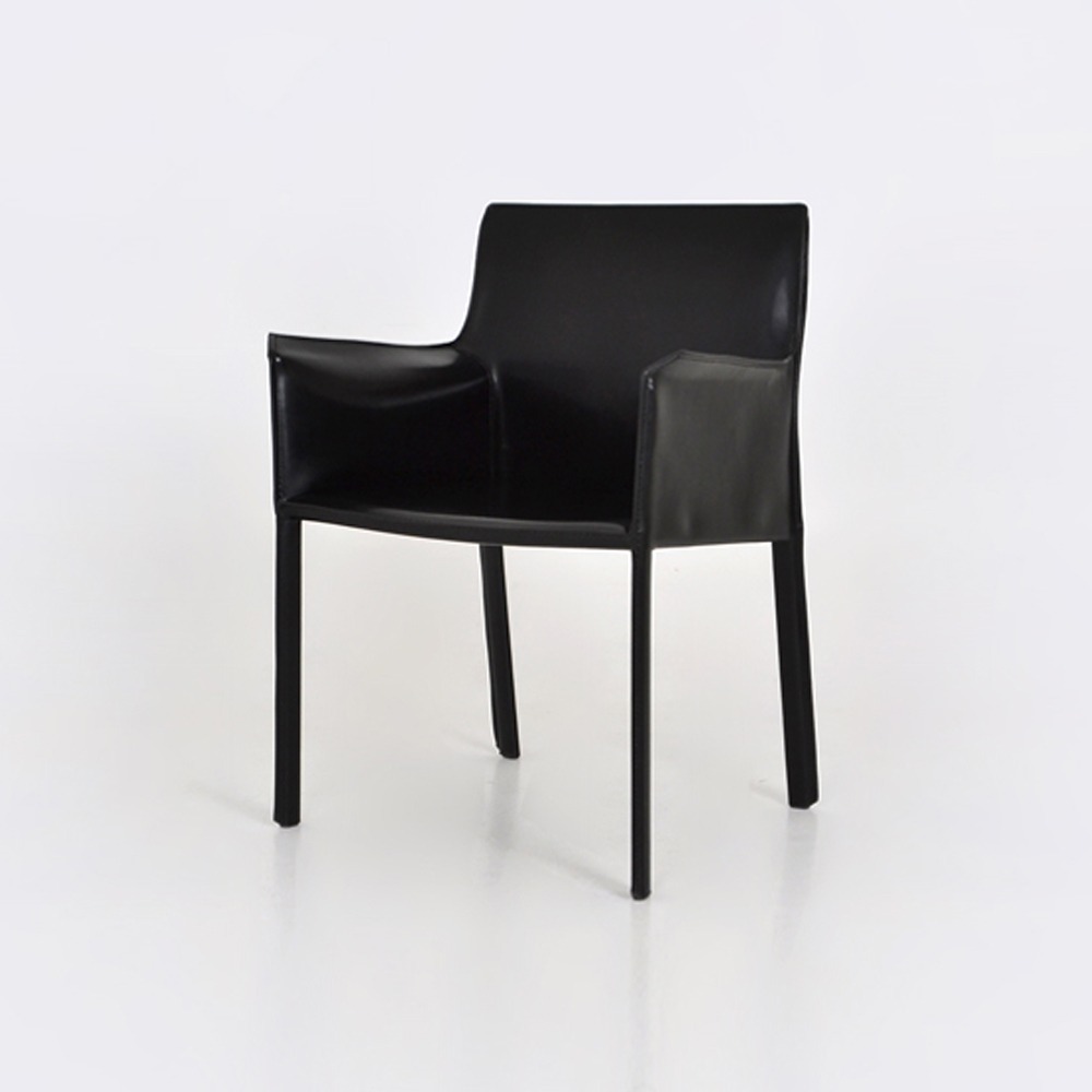 마룬 암체어. Maroon armchair 블랙