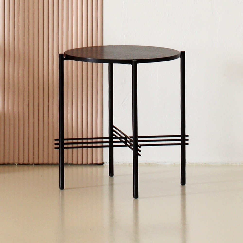 빌 사이드 테이블. Bill side table 블랙