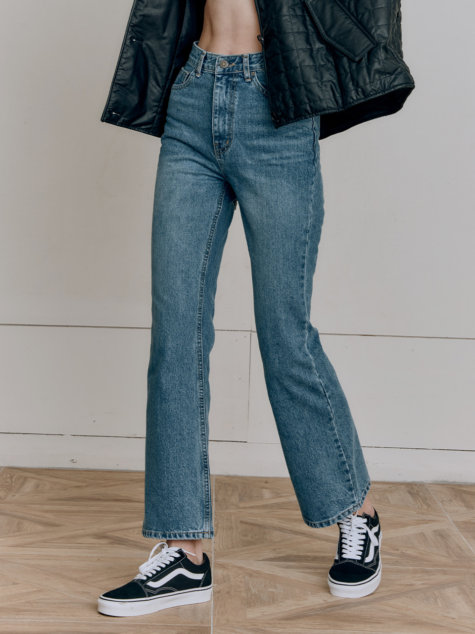 HACIE - HIGH RISE BOOTCUT DENIM PANTS [네이비블루][블루]