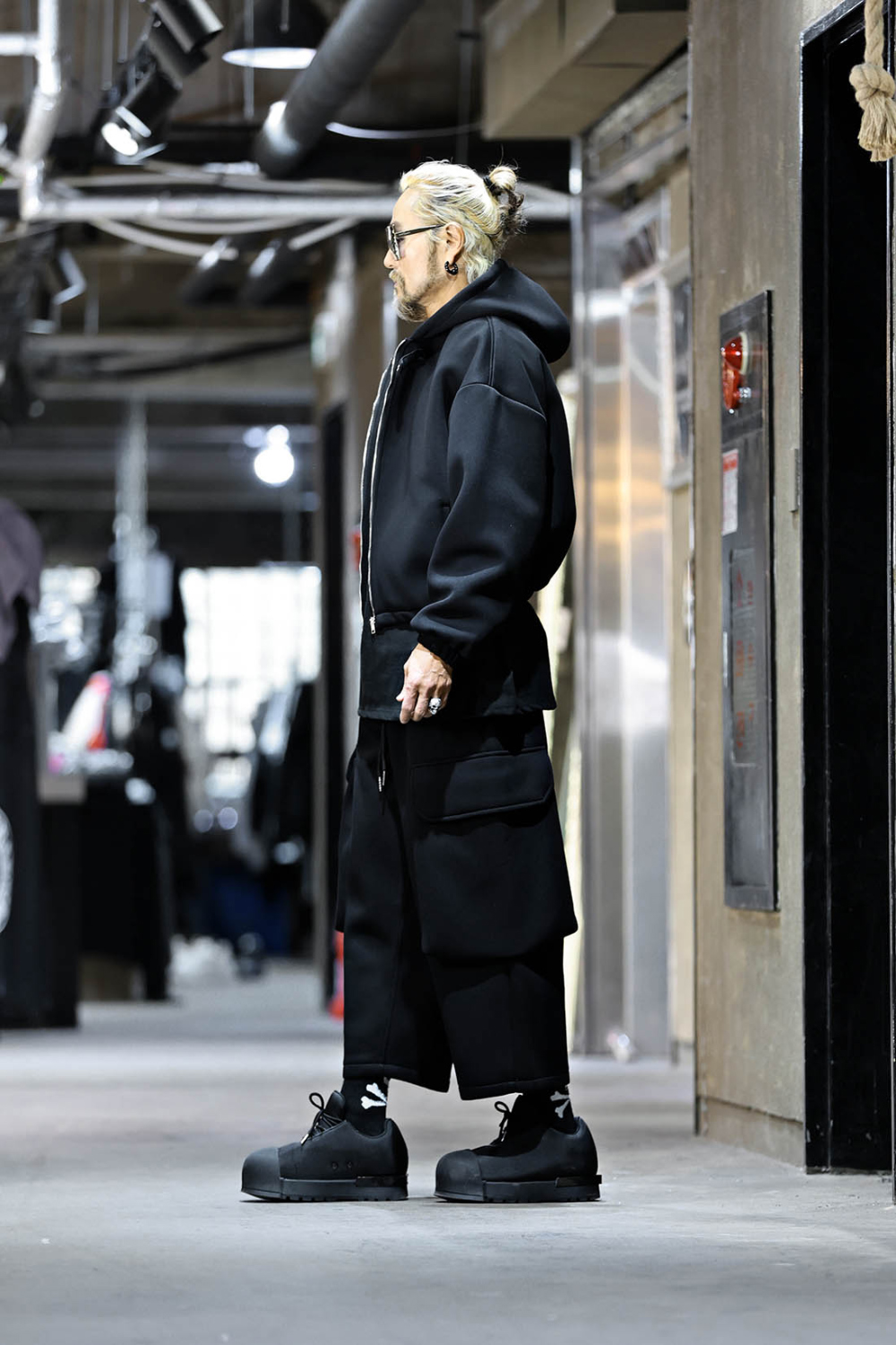 재킷 모델 착용 이미지-S10L5