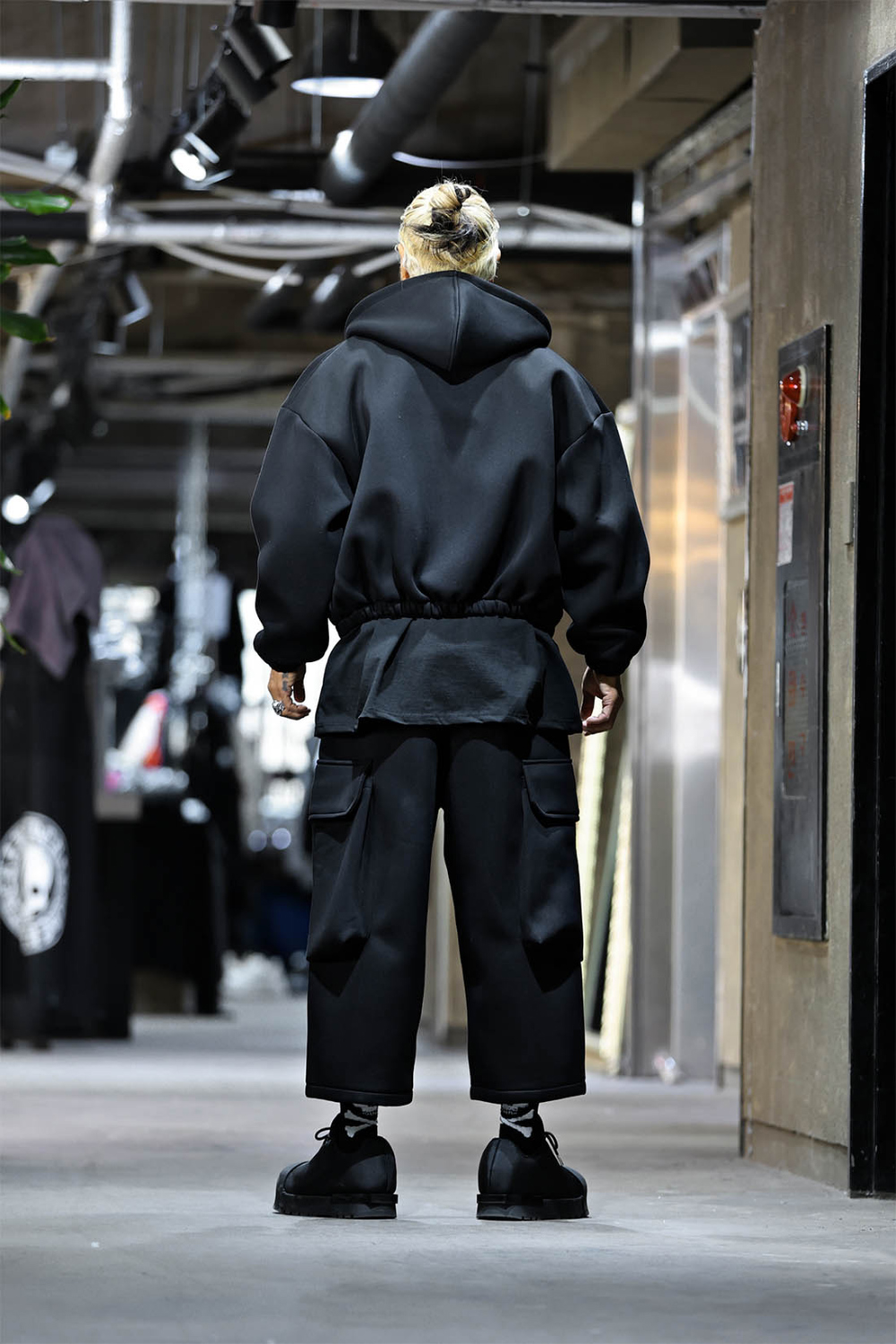 褲子模特兒穿著圖片-S11L14