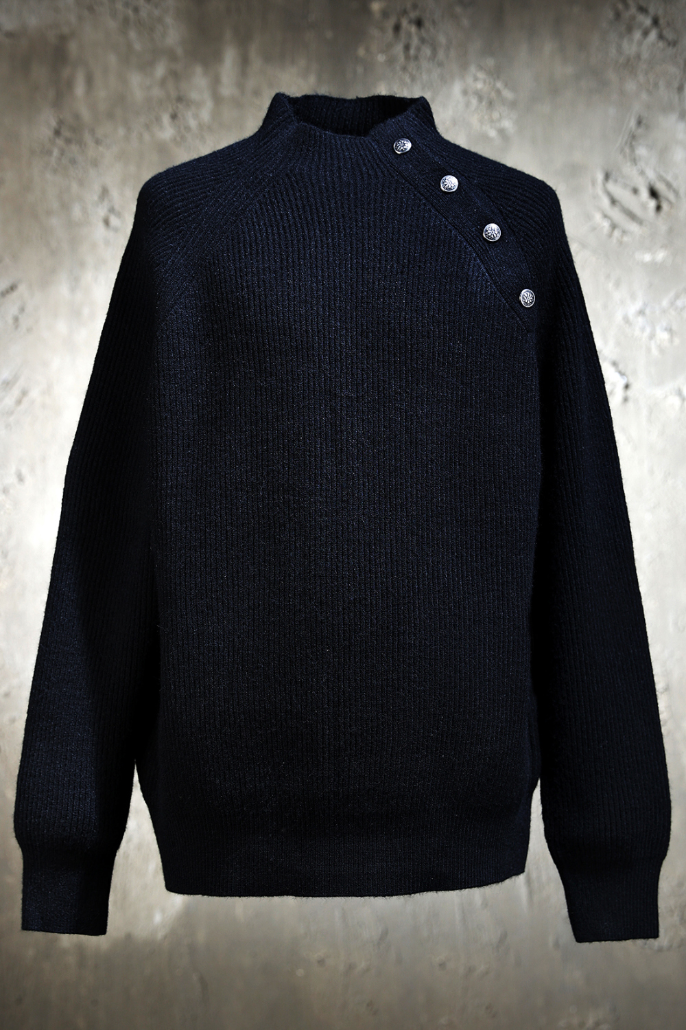 긴팔 티셔츠 차콜 색상 이미지-S15L6