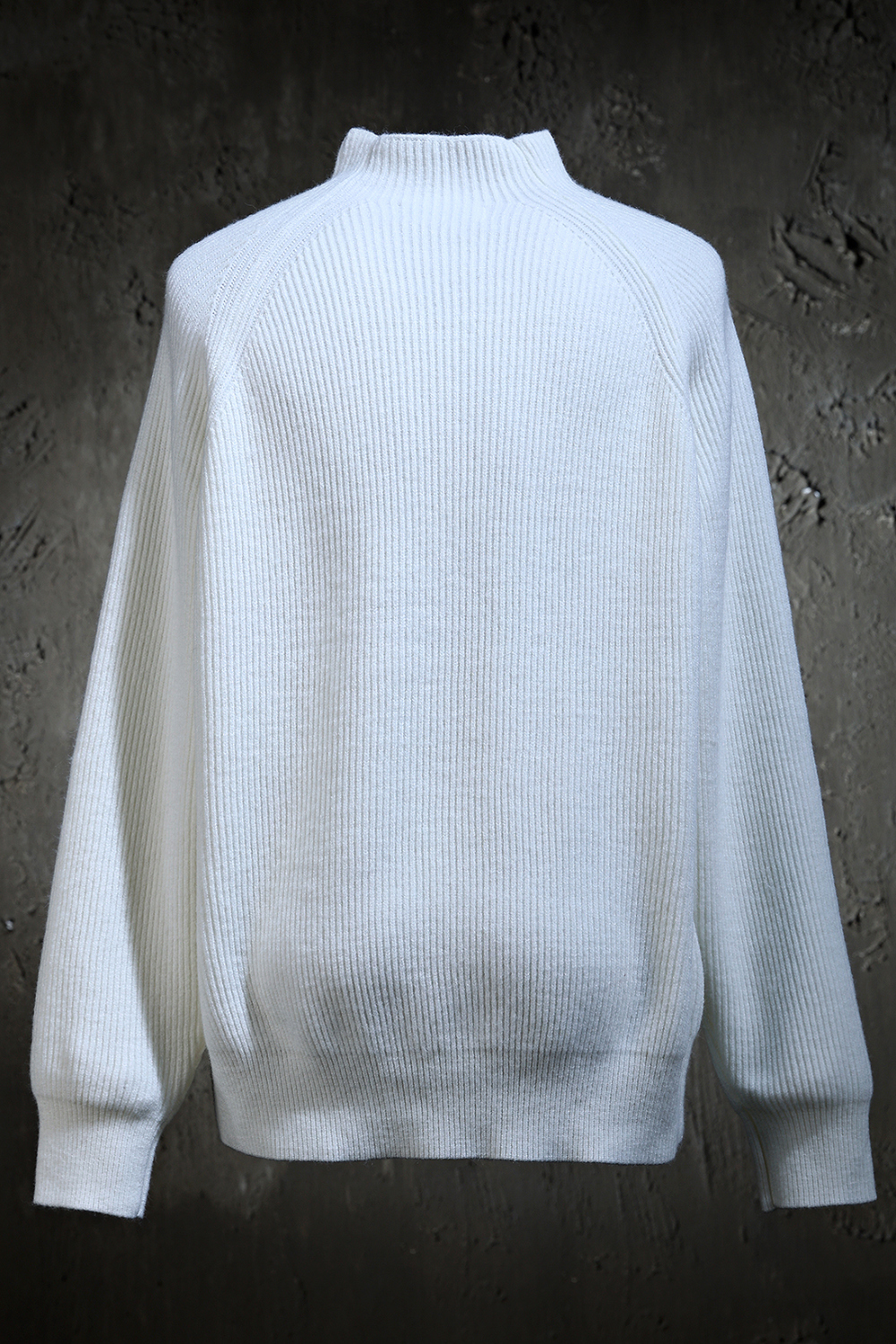 긴팔 티셔츠 라벤더 색상 이미지-S15L4