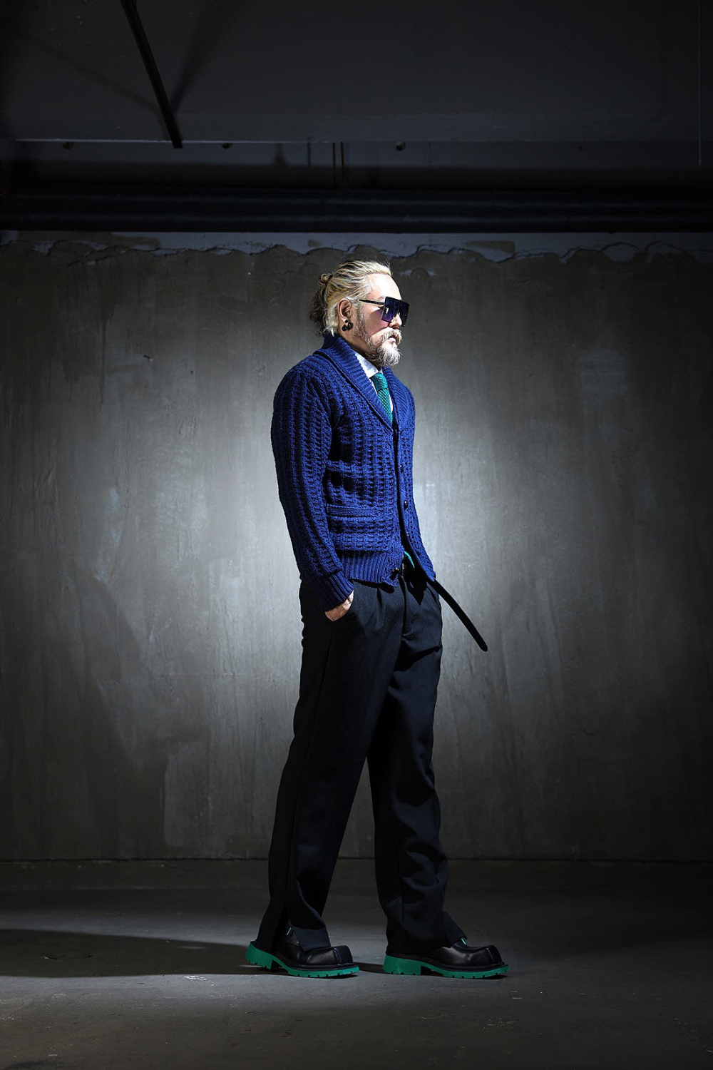 開襟衫 模特穿著形象-S21L24