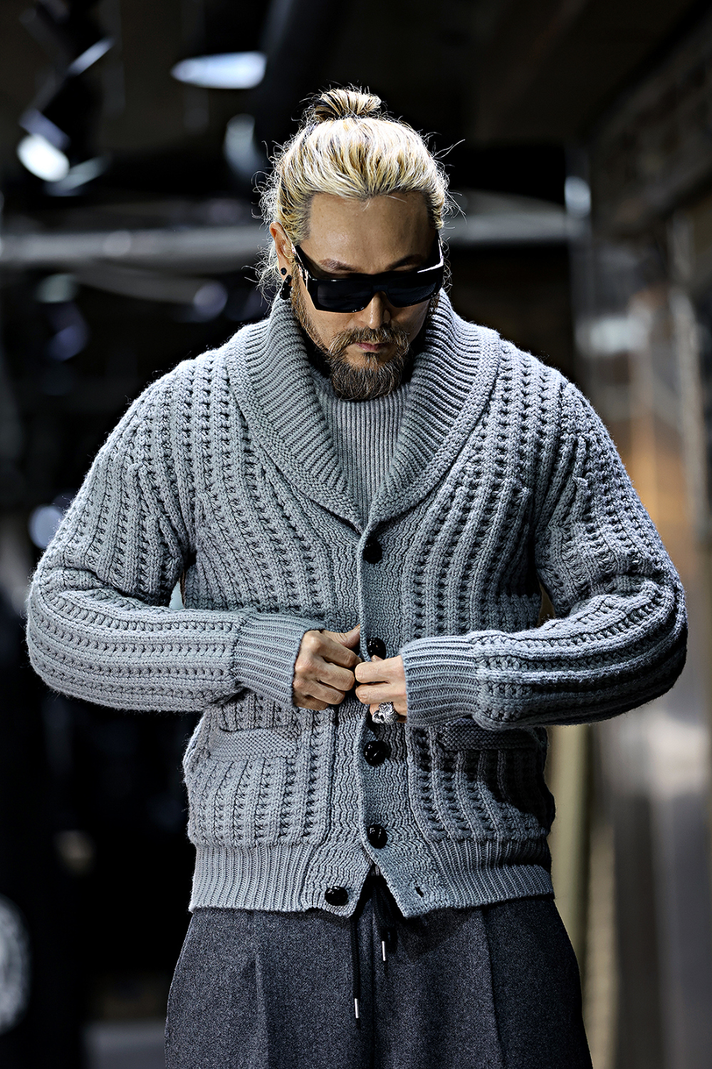 開襟衫 模特穿著形象-S32L2