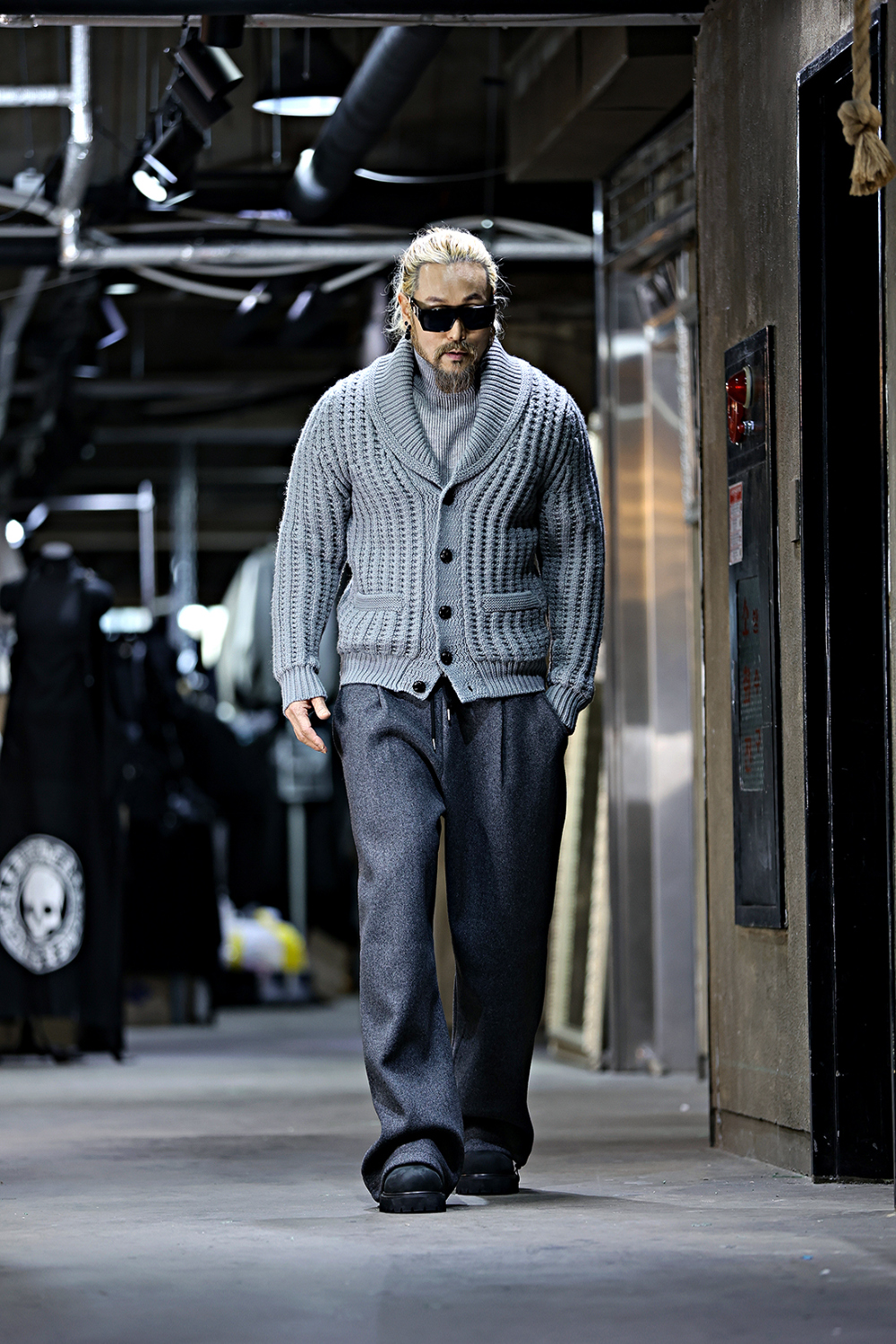 開襟衫 模特穿著形象-S32L1