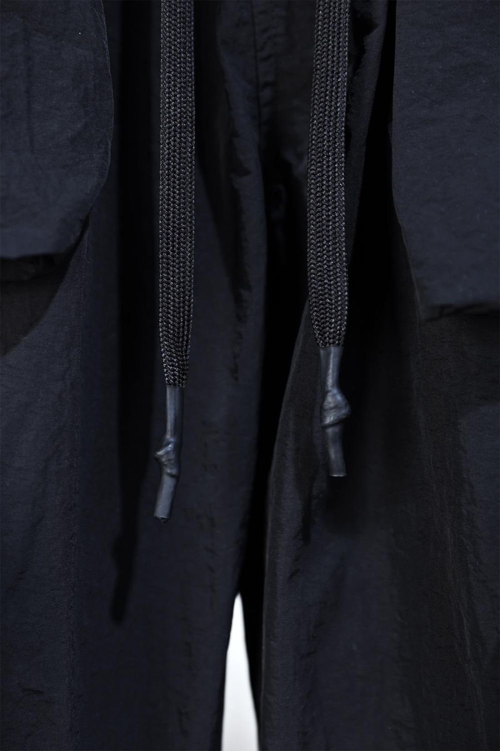 Pants detail image-S1L8