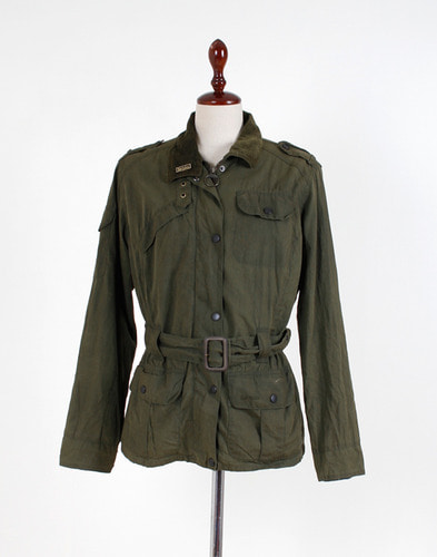 BARBOUR Flyweight Amelia Wax Jacket ( made in ENGLAND, M size)
