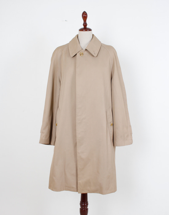 Burberrys Prorsum Single Trench Coat (made in ENGLAND, M size )