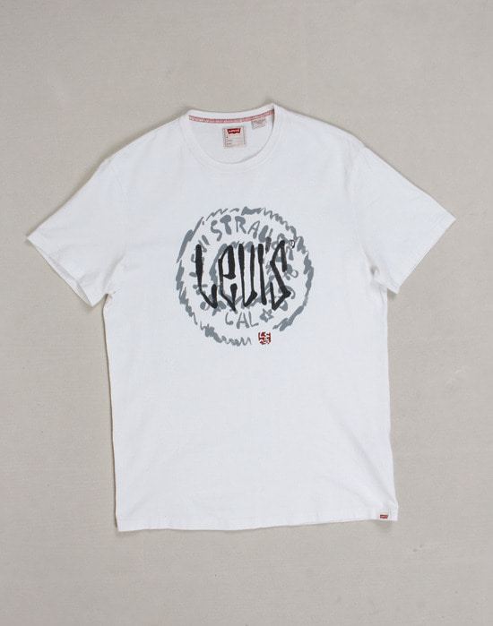 Levi&#039;s Cotton T-Shirt ( M size )