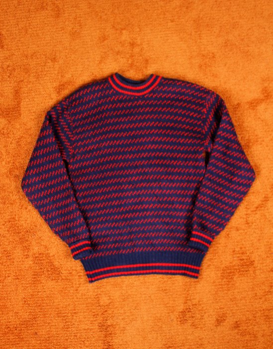 KAARE GIESE NORWAY KNIT ( MADE IN NORWAY , M size )