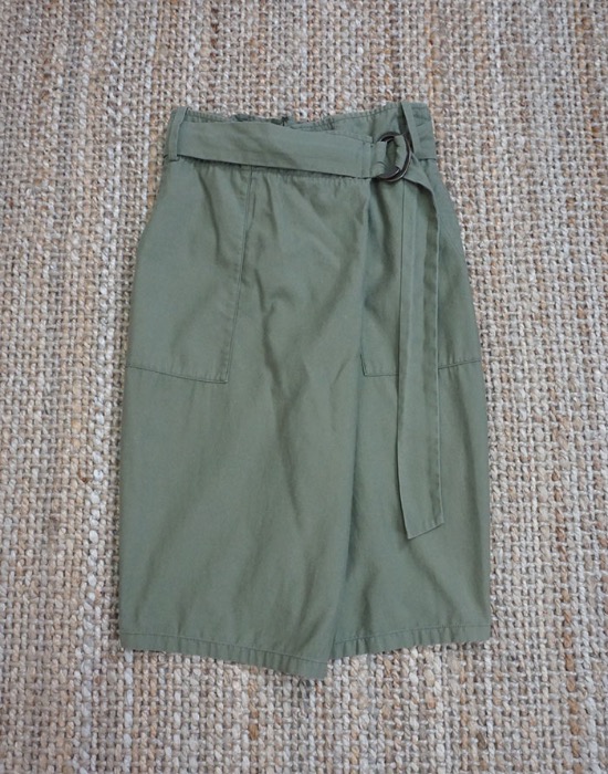 KHAKI spick&amp;span Skirt ( S size )