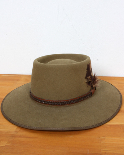 AKUBRA HAT ( Made in AUSTRALIA , 54size )