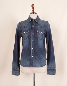 Levi&#039;s Redloop Shirt ( S size )