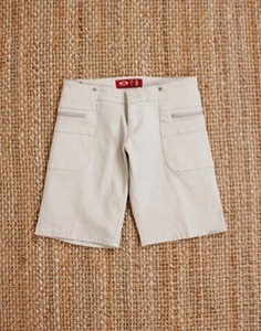 OAKLEY SHORTS (  M size, 29 inc )