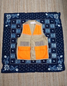 80&#039;s ENDORSED BY JIM &quot;CATFISH&quot; HUNTER VEST  ( MADE IN U.S.A.  M size )