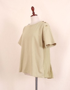 ONIGIRI -Japanese brand t-shirt  ( M size )