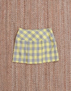 RIO SISTER DIVISION  mini skirt  ( MADE IN JAPAN,  26 inc )