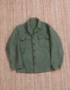 1950s/1960s OG-107 Type 1 US Army Utility Shirt ( Made in U.S.A. , M size )