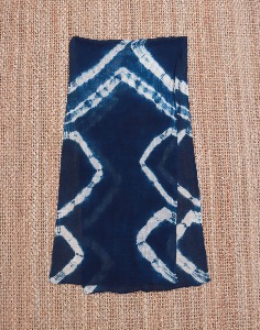 MORIOKA TRADITIONAL DYEING TAKIURA  SCARF ( 45 x 192 )