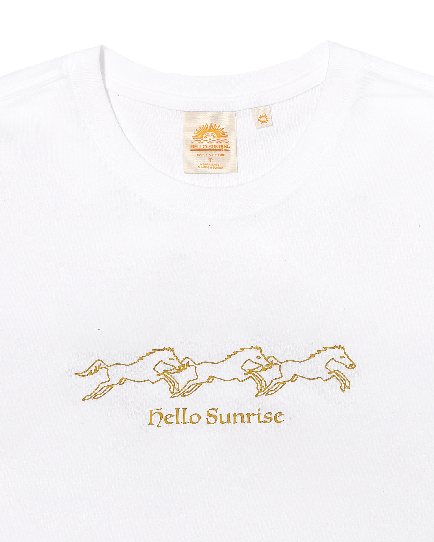 【HELLO SUNRISE】 HS Travelling Horse Tee /追跡付 HS Travelling Horse Tee_White - Hello Sunrise