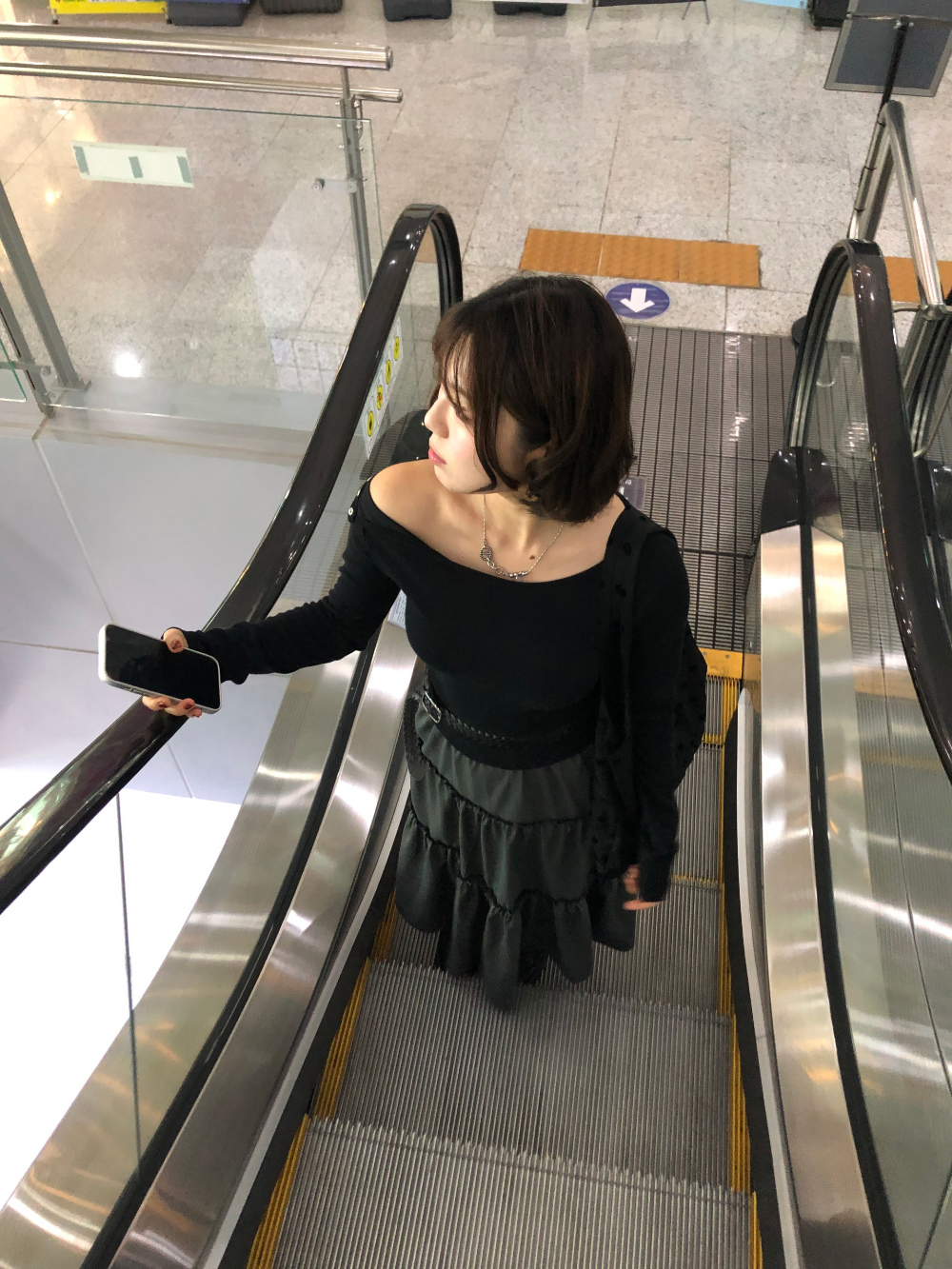 치마 모델 착용 이미지-S1L18