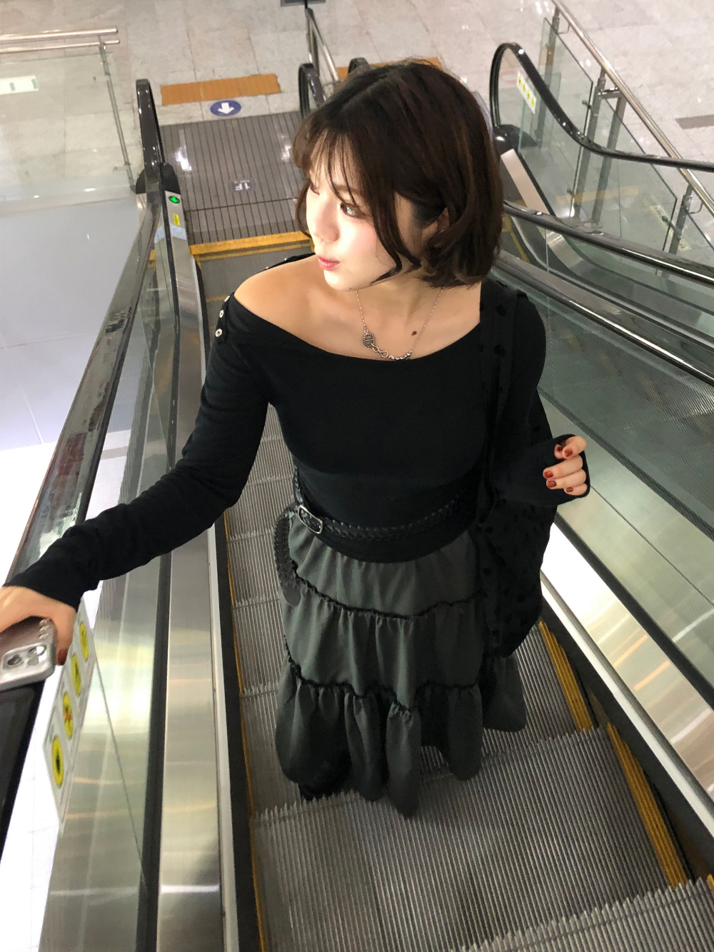 치마 모델 착용 이미지-S1L17