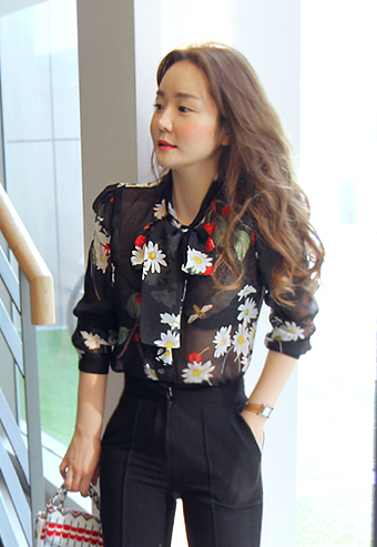 vernal flowers_blouse[black][silk100%]