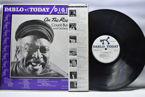 Count Basie And Orchestra [카운트 베이시] - On The Road (Promo) - 중고 수입 오리지널 아날로그 LP