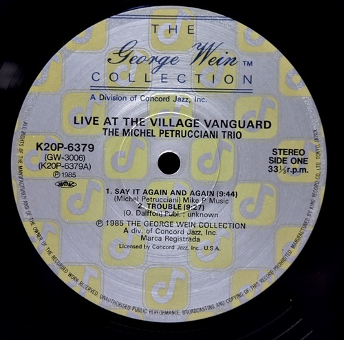 The Michel Petrucciani Trio [미셸 페트루치아니] – Live At The Village Vanguard - 중고 수입 오리지널 아날로그 2LP