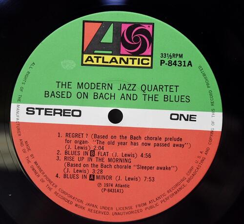 The Modern Jazz Quartet [모던 재즈 쿼텟]‎ - Based on Bach and The Blues - 중고 수입 오리지널 아날로그 LP